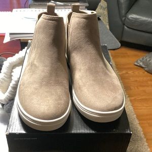 NWT Dulce Vida Microsuede Boots/Sneaker Booties size 4 girls / 6 women